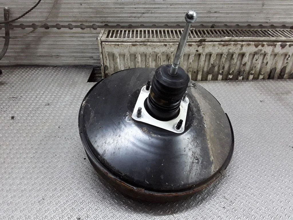 Brake booster – Volkswagen Touran I (2003-2010)