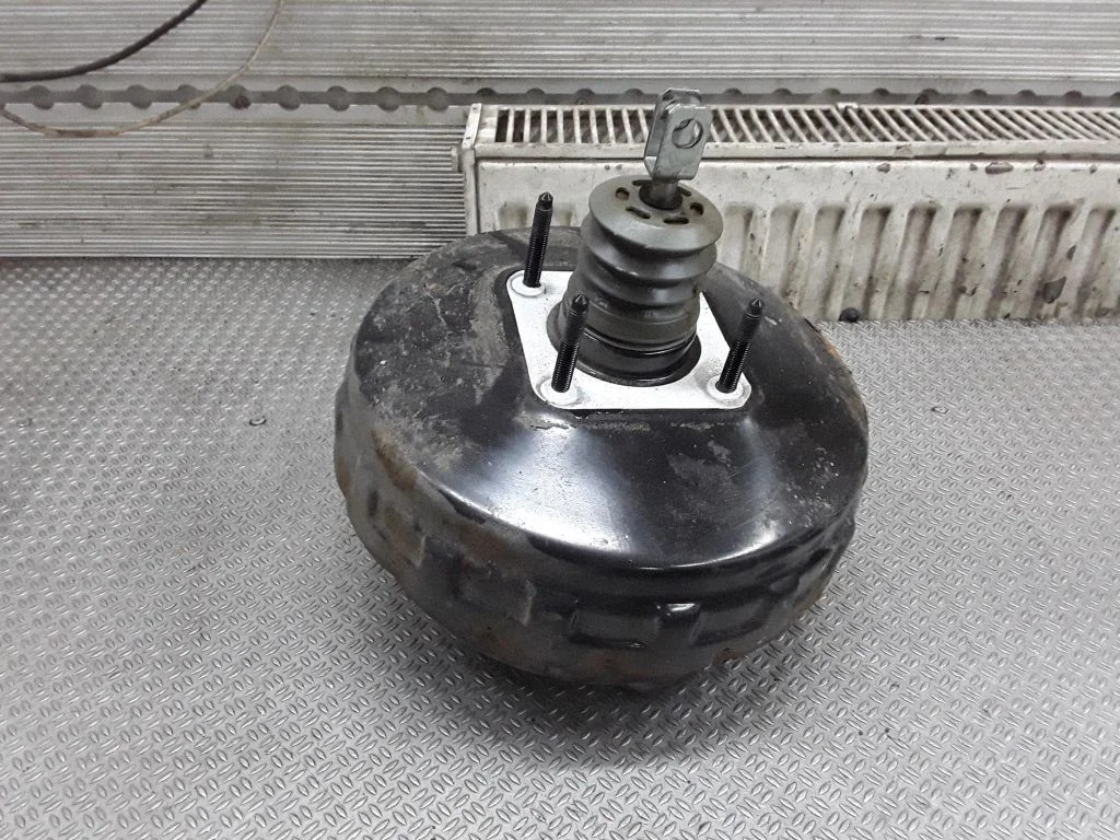 Piduri vaakumvõimendi 6G912B195PC