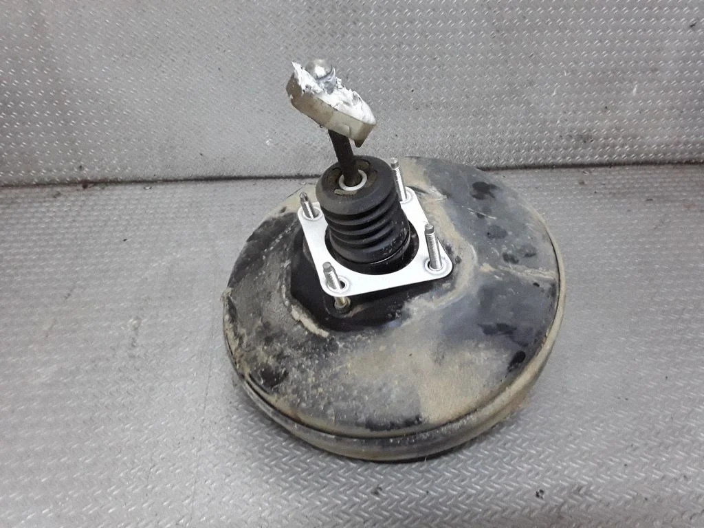 Piduri vaakumvõimendi 51764401