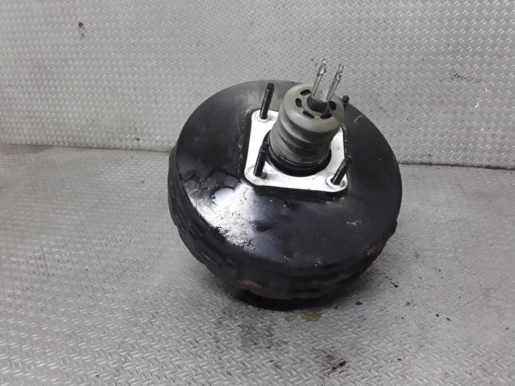 Piduri vaakumvõimendi 7G912B195AC