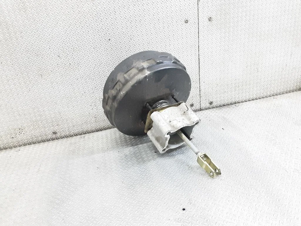 Piduri vaakumvõimendi 46007EB317