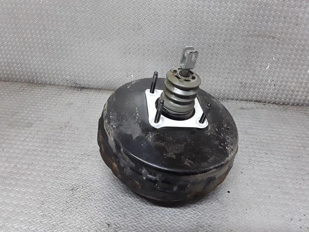 Serwo hamulcowe 7G912B195AB