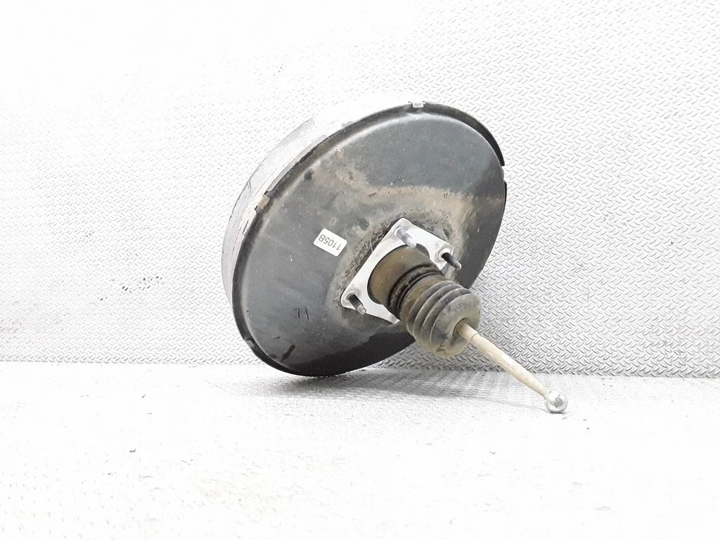 Brake booster – Volkswagen Caddy (2004-2010)