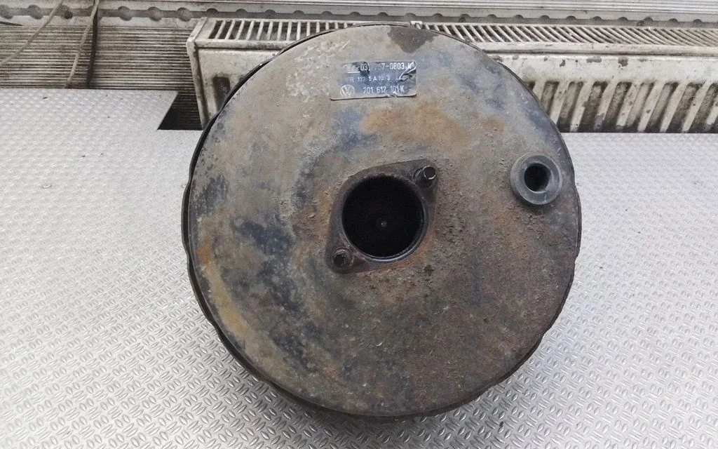 Brake booster – Volkswagen Transporter - Caravelle T4 (1991-2003)