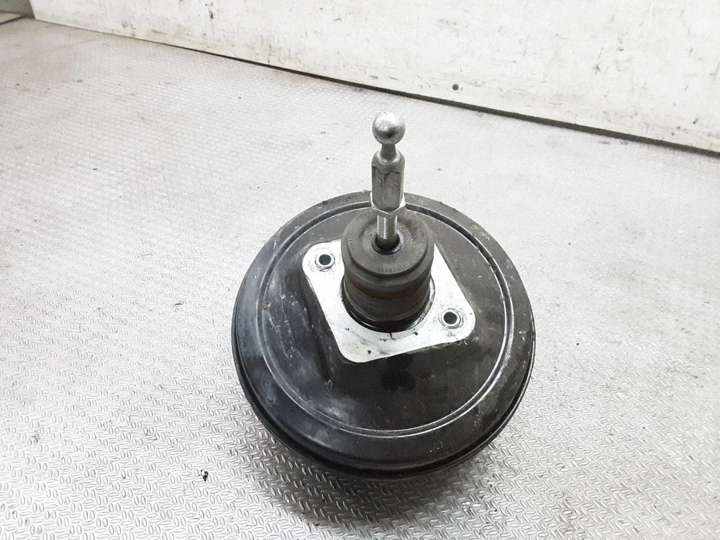 Brake booster 4F0612105N