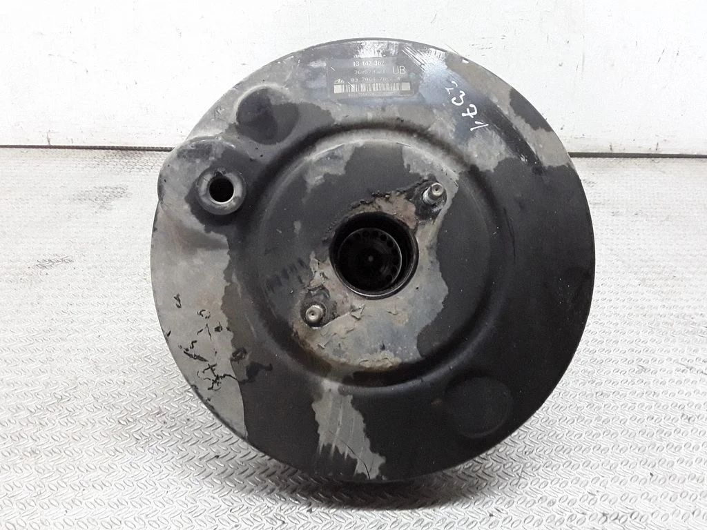 Brake booster 13142362