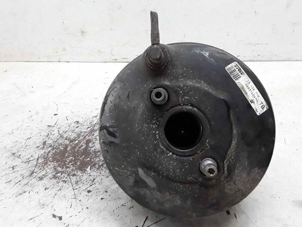 Brake booster – Opel Signum (2003-2008)
