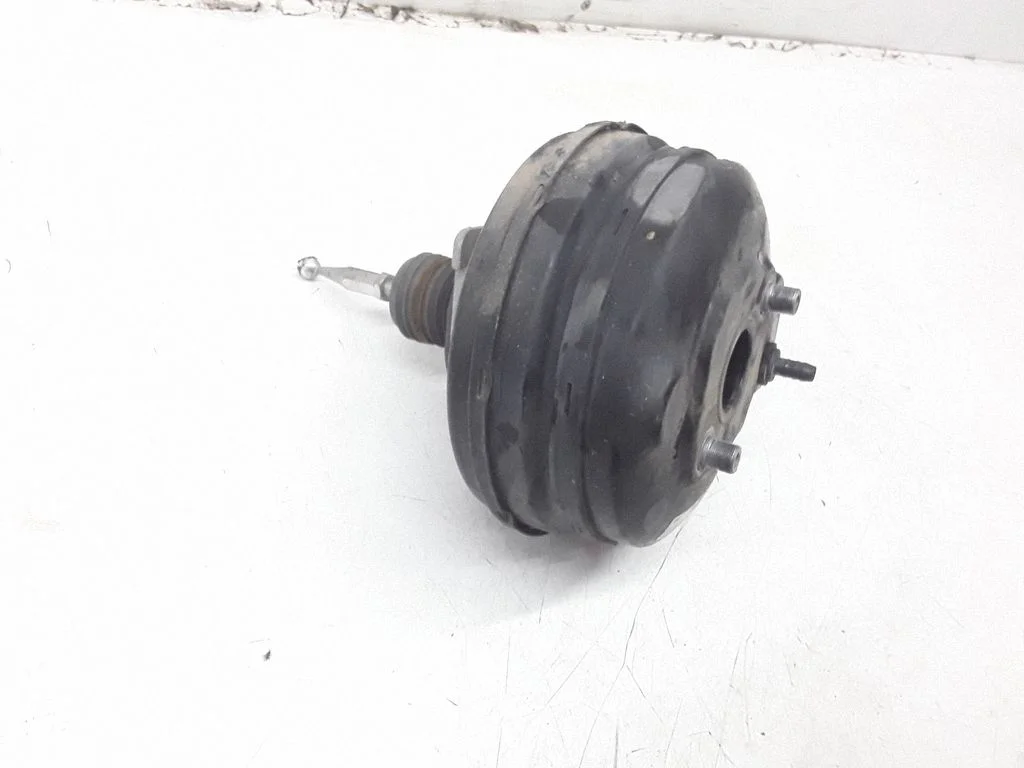 Brake booster – Volkswagen Phaeton (2002-2016)