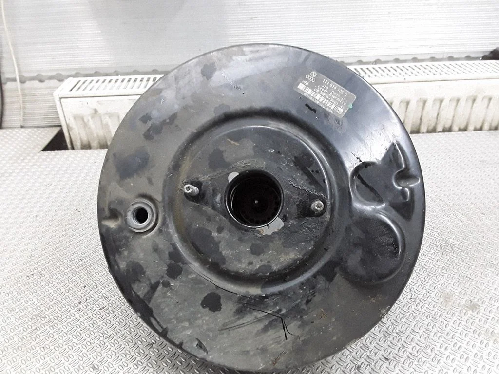 Brake booster – Volkswagen Touran I (2003-2010)