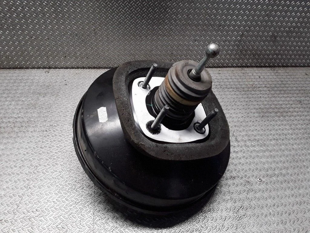 Brake booster – Peugeot 207 CC (2007-2014)