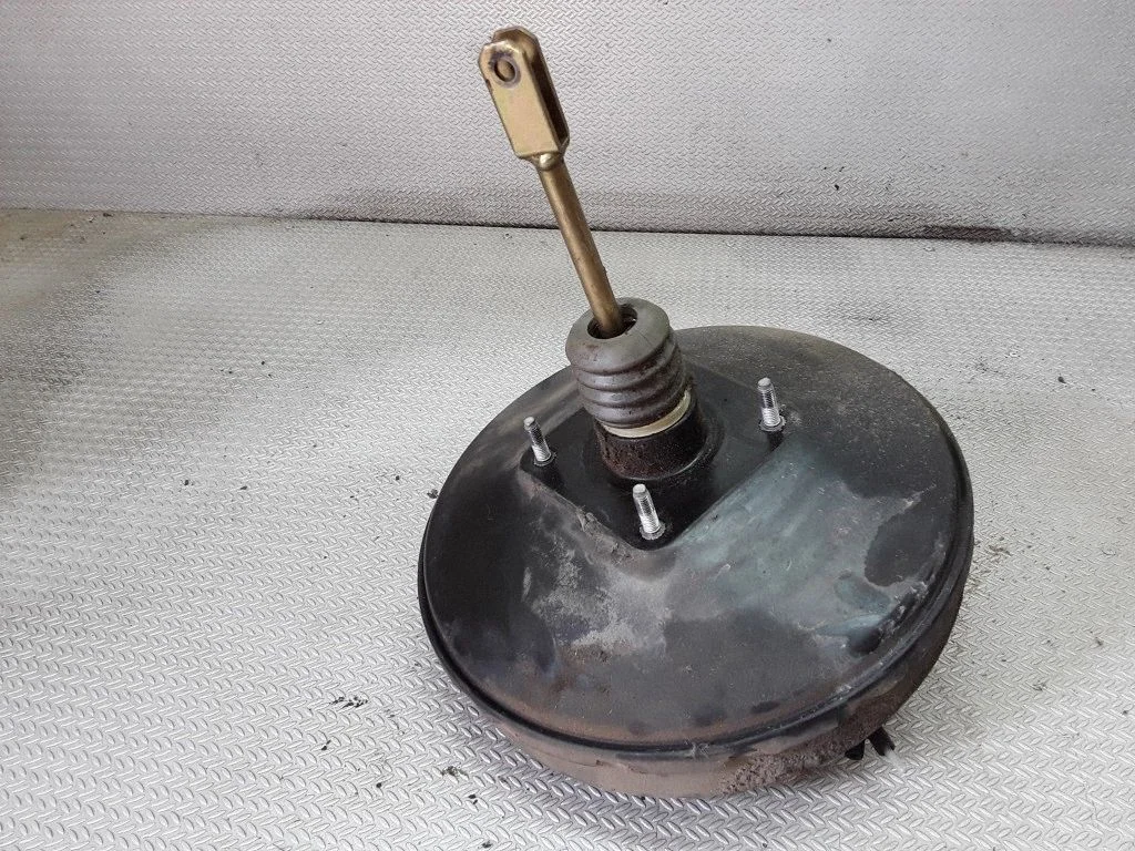 Brake booster – Mercedes-Benz Vito Viano W638 (1996-2003)