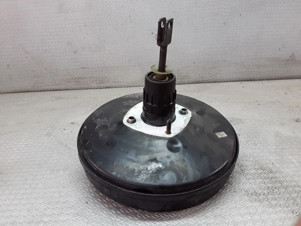 Brake booster 8200157453