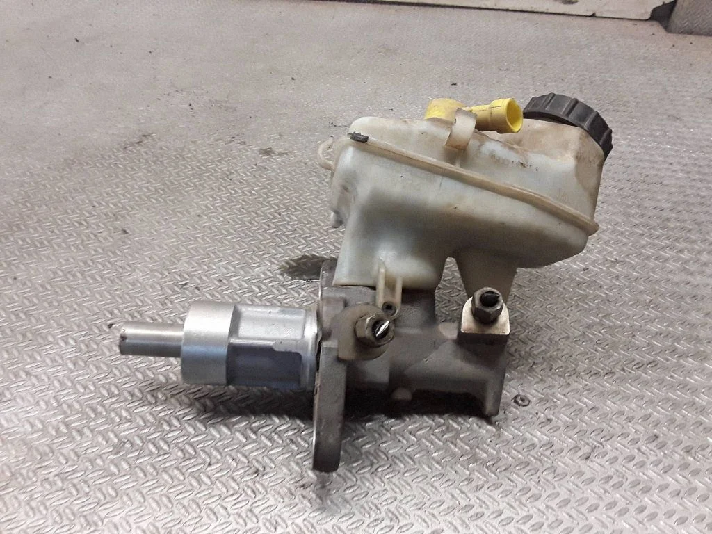 Pompa hamulcowa 03350890231