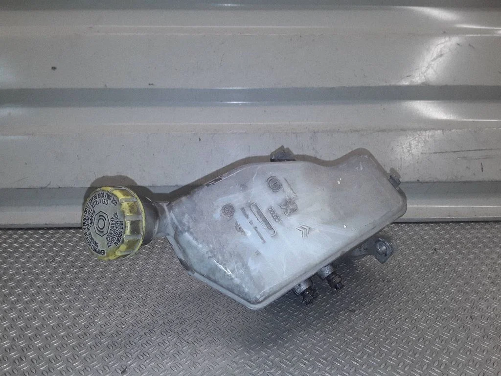 Master brake cylinder – Citroen C3 (2005-2010)