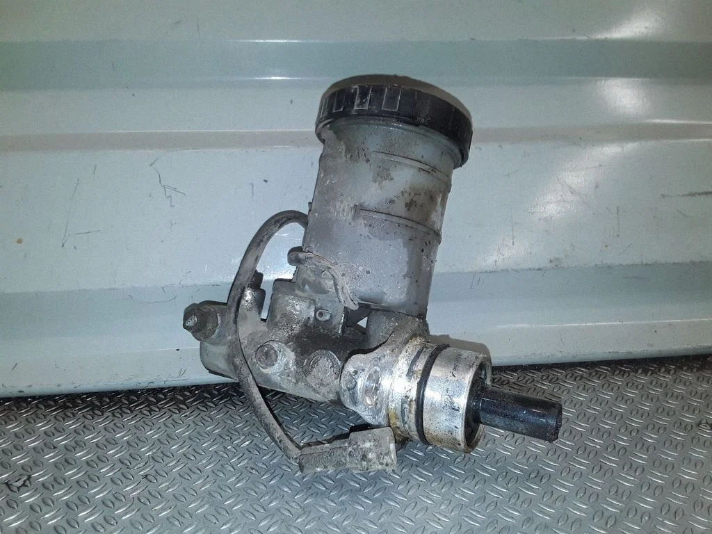Galvenais bremžu cilindrs