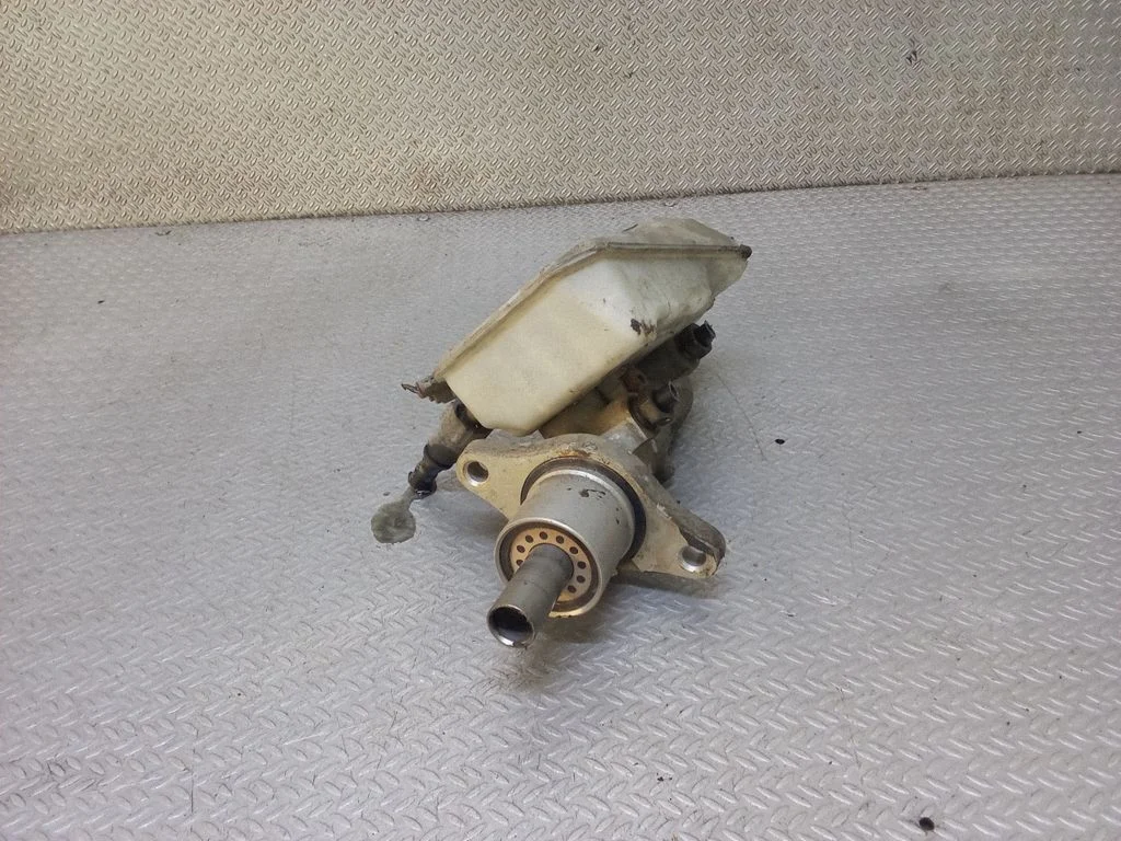 Pompa hamulcowa – Ford Focus C-MAX (2003-2010)