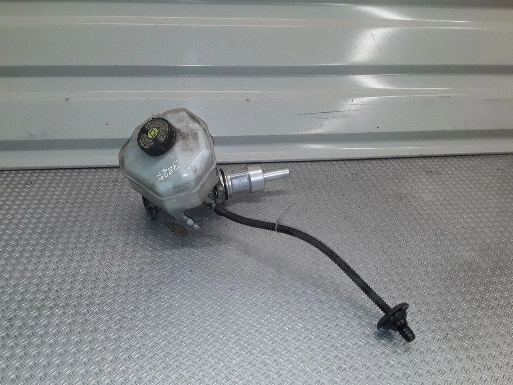 Pompa hamulcowa A0004317801