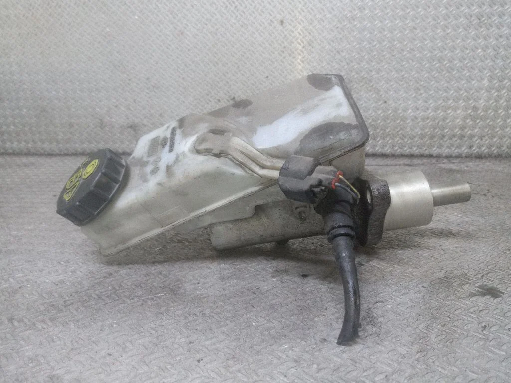 Pompa hamulcowa – Ford Focus C-MAX (2003-2010)