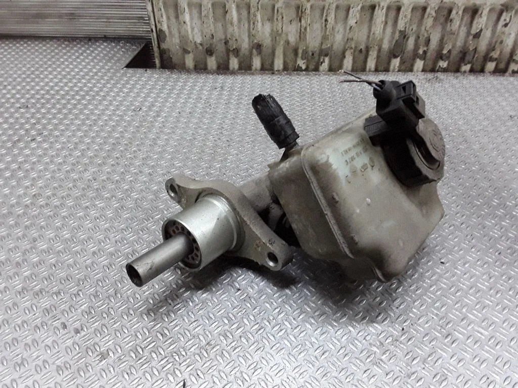 Piduri peasilinder 1K1611301C