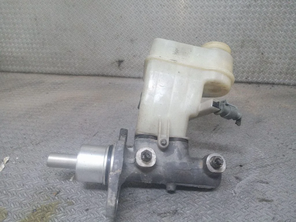 Piduri peasilinder 320670692