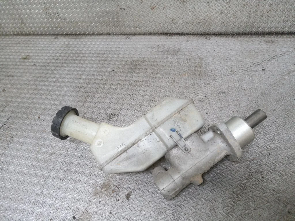 Galvenais bremžu cilindrs 8200129956C