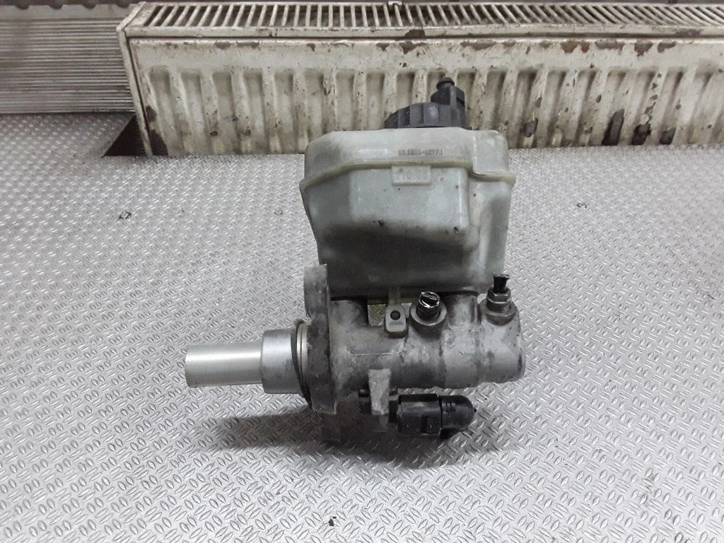 Pompa hamulcowa 03350886771