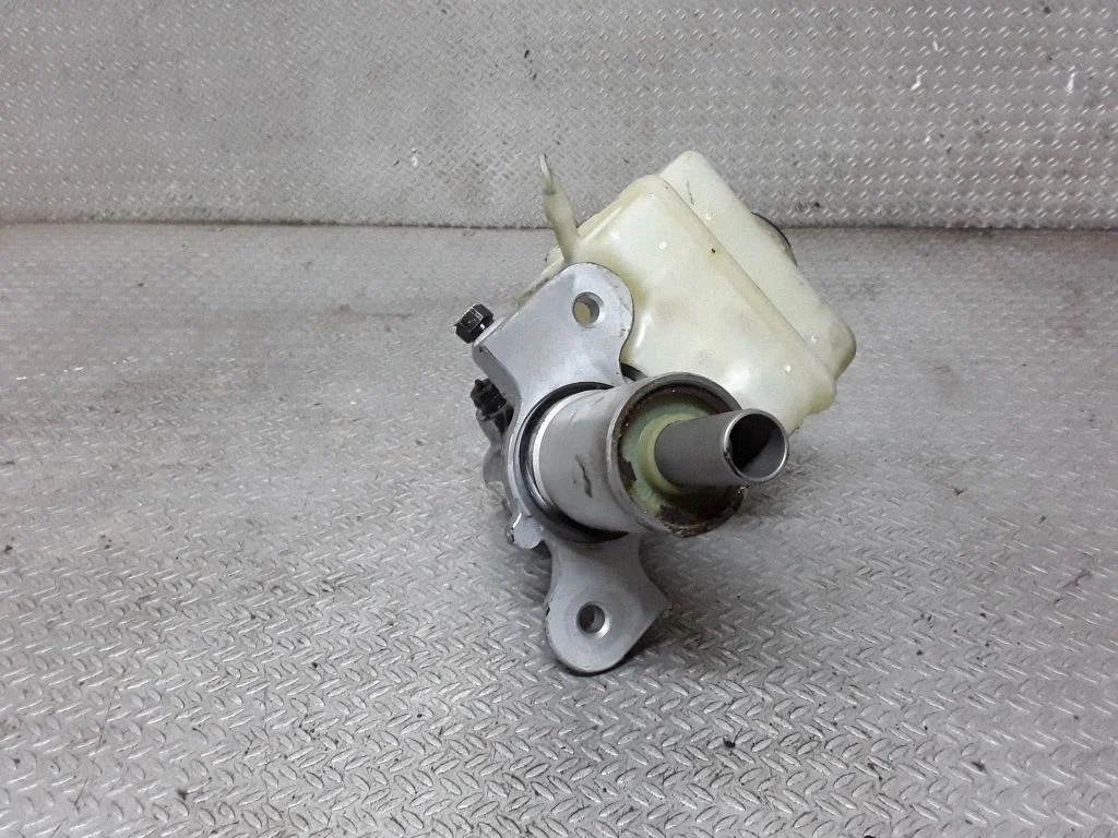 Piduri peasilinder – BMW 5-seeria E60 E61 (2004-2010)