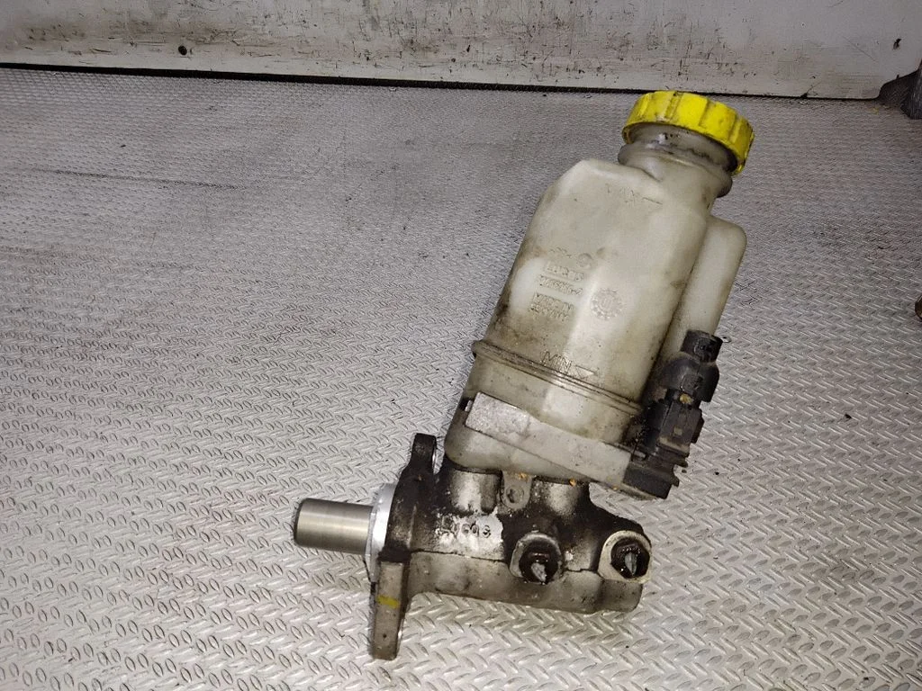 Galvenais bremžu cilindrs 320669662