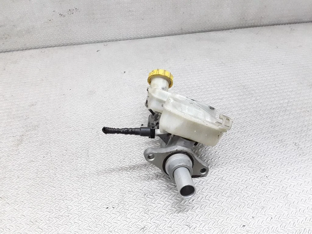 Master brake cylinder – Mazda 2 (2003-2007)