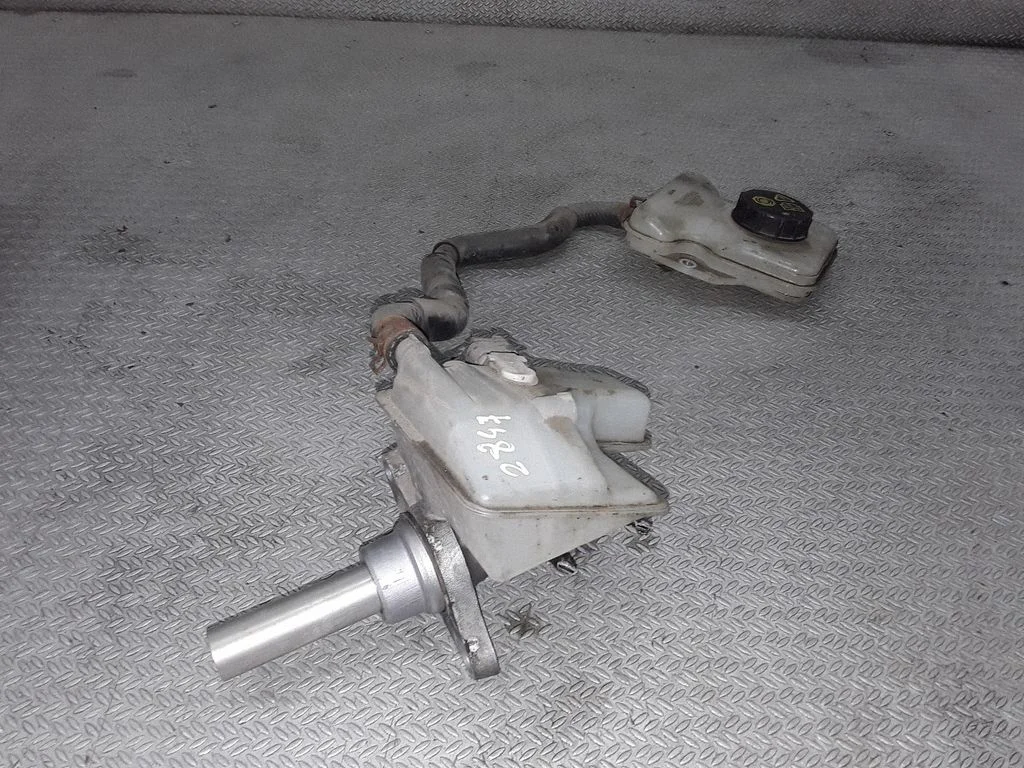 Master brake cylinder – Mazda 5 (2005-2010)