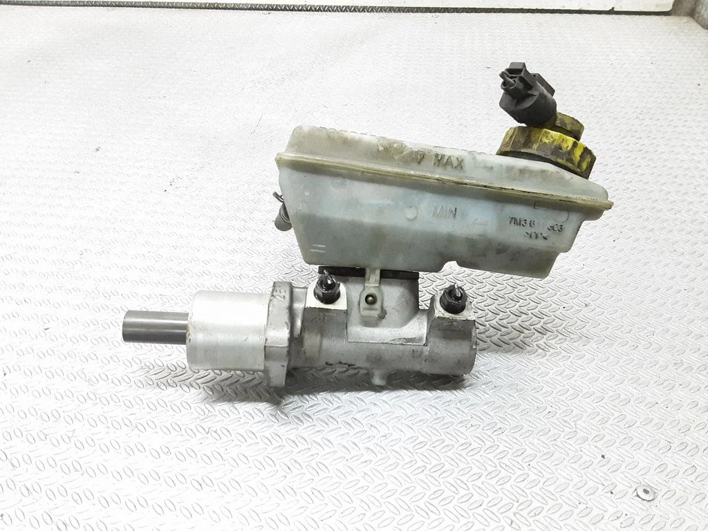 Master brake cylinder 7M3611303