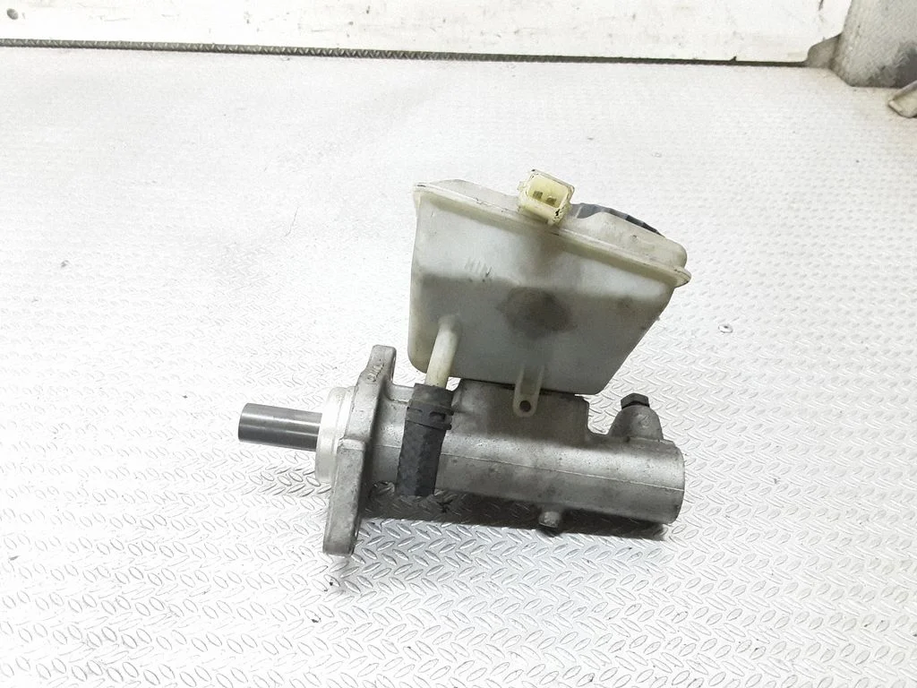 Master brake cylinder – Volvo S80 (1999-2003)