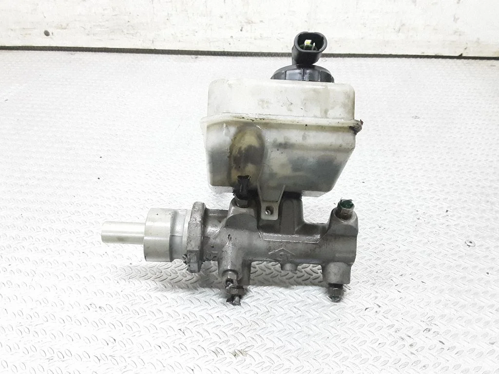 Galvenais bremžu cilindrs 7700314756A