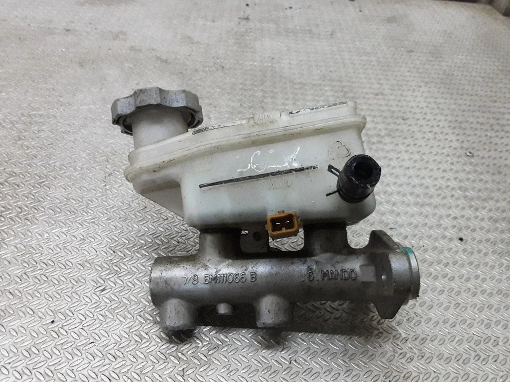 Master brake cylinder 341080