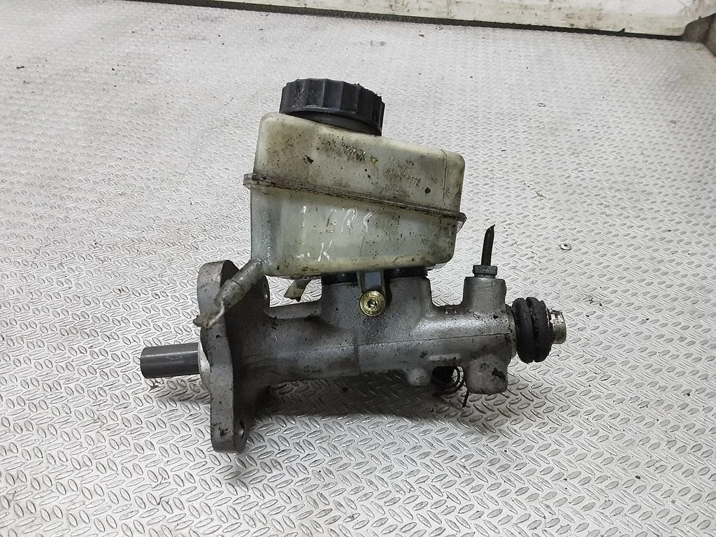 Master brake cylinder – Mercedes-Benz E-Class W211 (2002-2009)