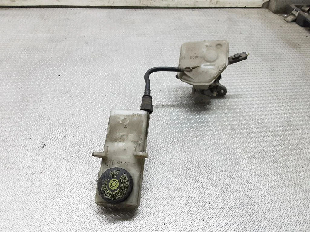 Master brake cylinder – Citroen C4 I (2004-2010)