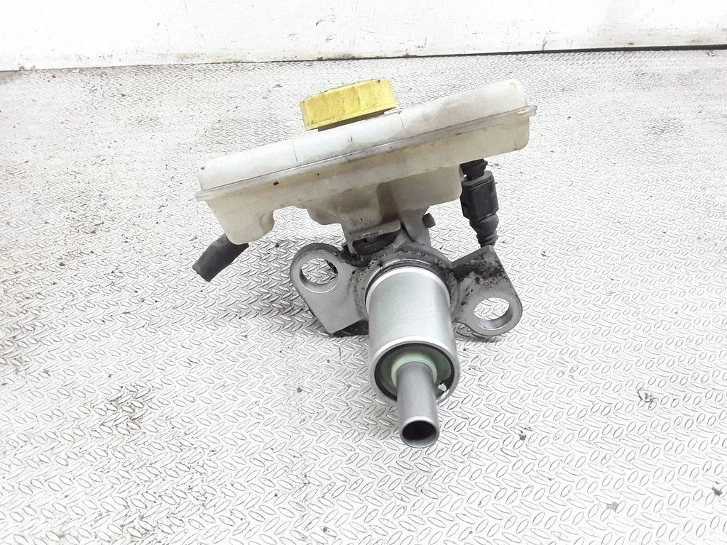 Master brake cylinder – Audi A4 S4 B6 8E 8H (2001-2005)