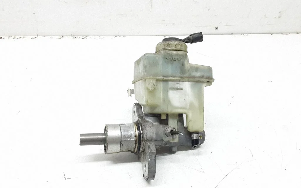 Master brake cylinder – BMW 7 Series E65 E66 (2001-2008)