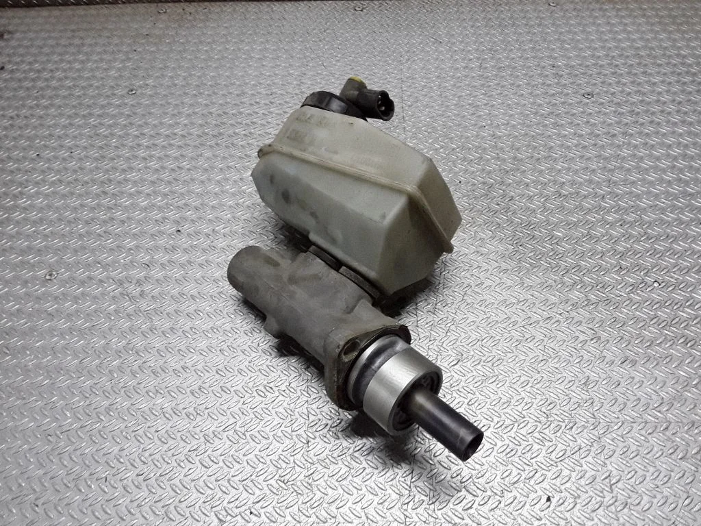 Pompa hamulcowa 7700436913