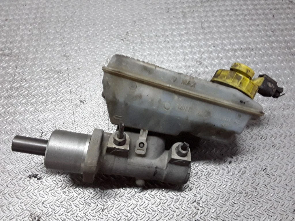 Piduri peasilinder 7M3611303