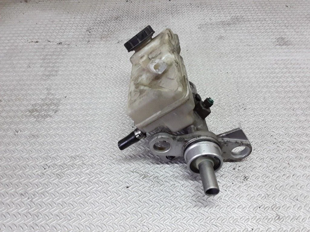 Master brake cylinder – Renault Megane II (2002-2005)