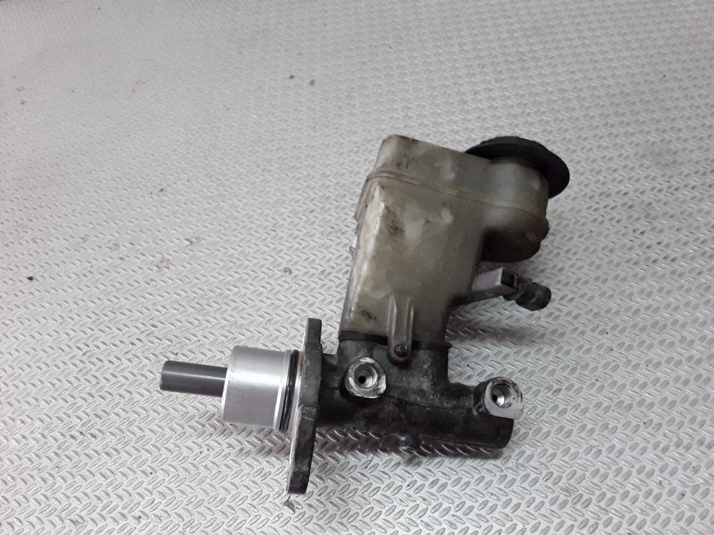 Piduri peasilinder 320670693