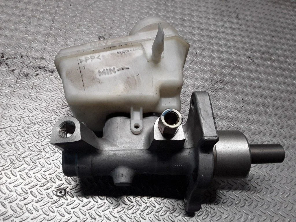 Master brake cylinder – BMW 3 Series E46 (1998-2005)