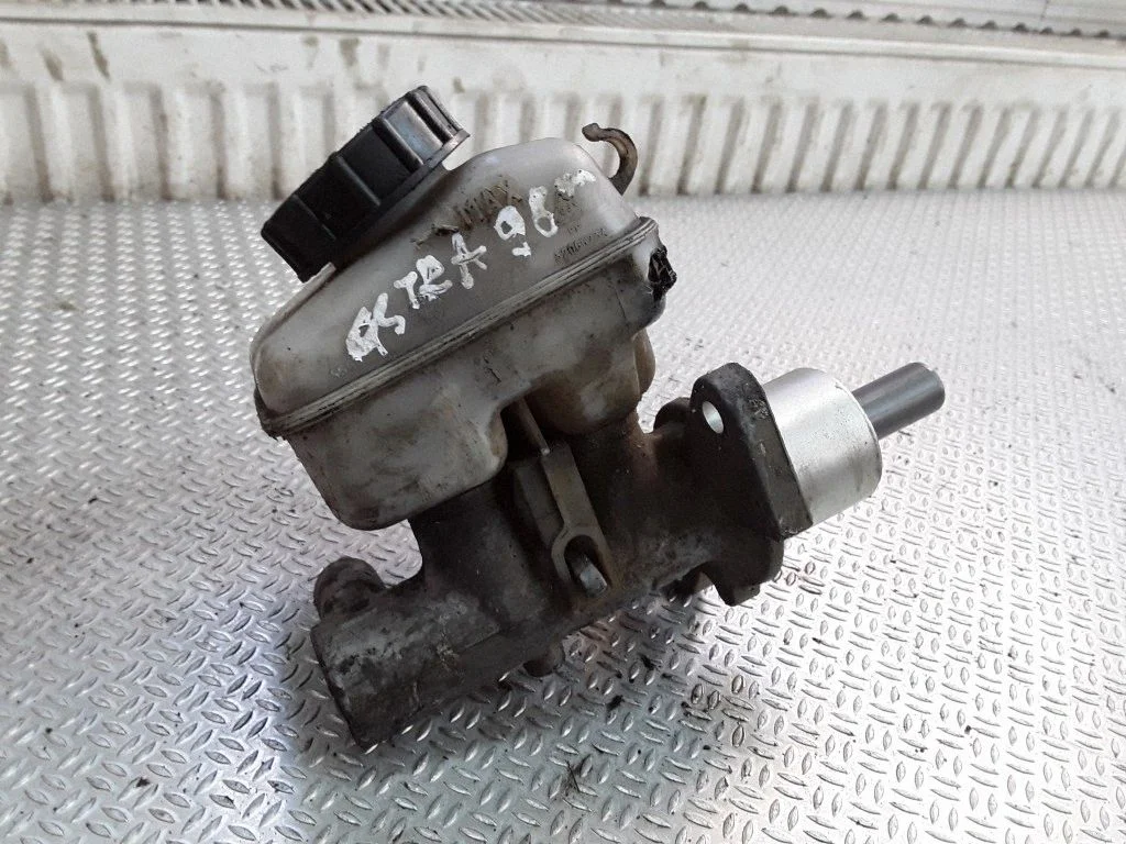 Galvenais bremžu cilindrs 32066734
