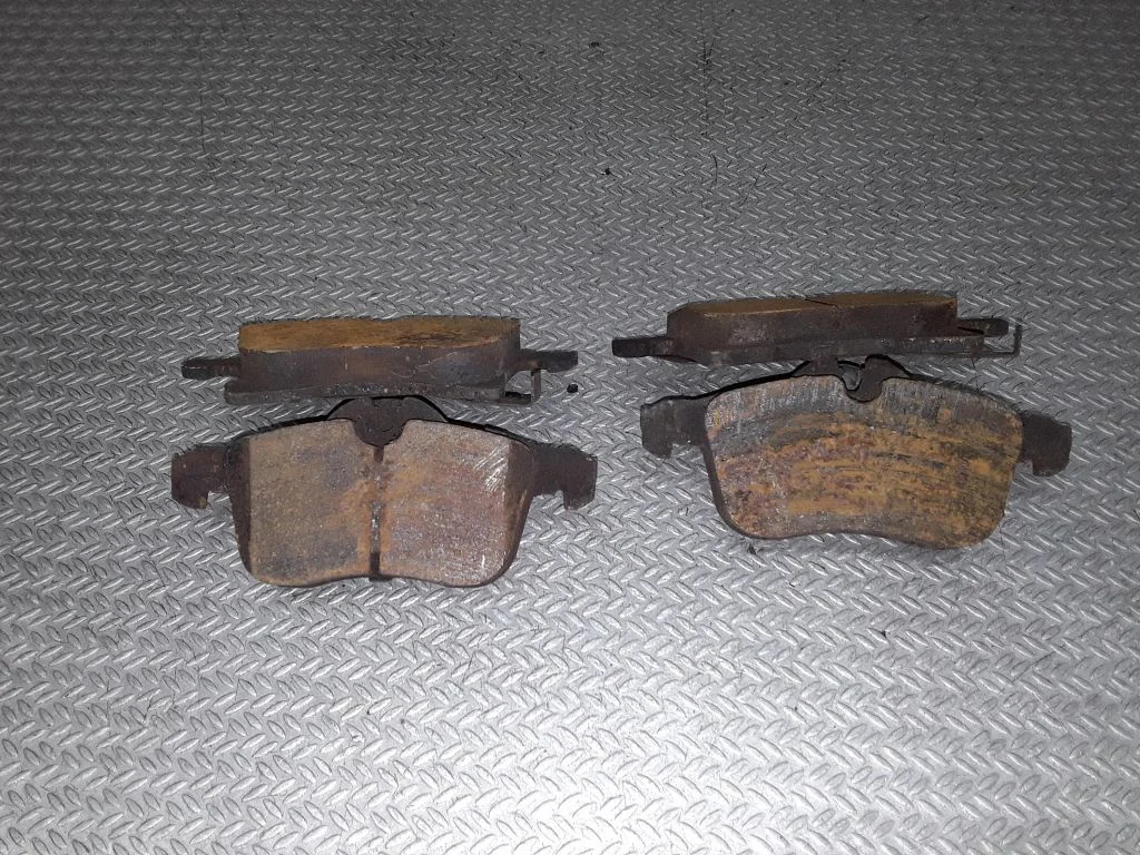Piduriklotsid (esimesed) – Opel Zafira B (2005-2014)