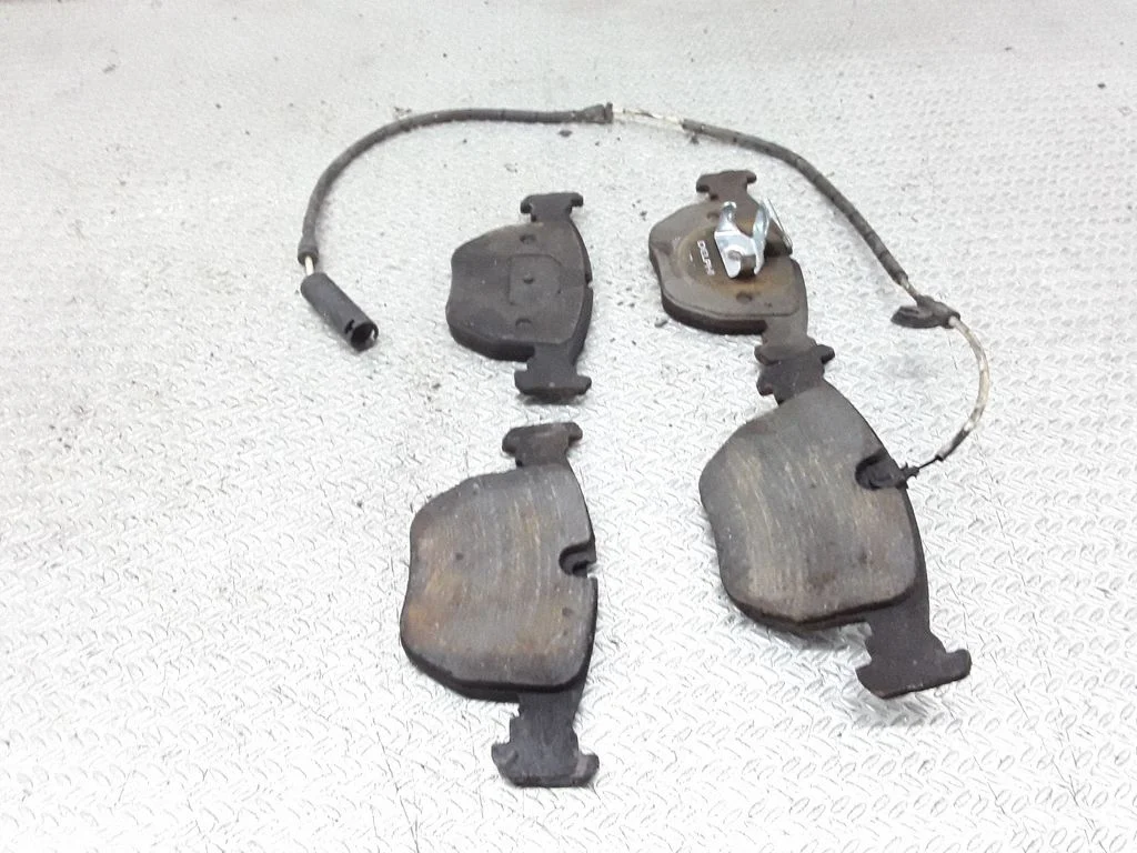 Piduriklotsid (esimesed) – BMW X5 E53 (1999-2006)