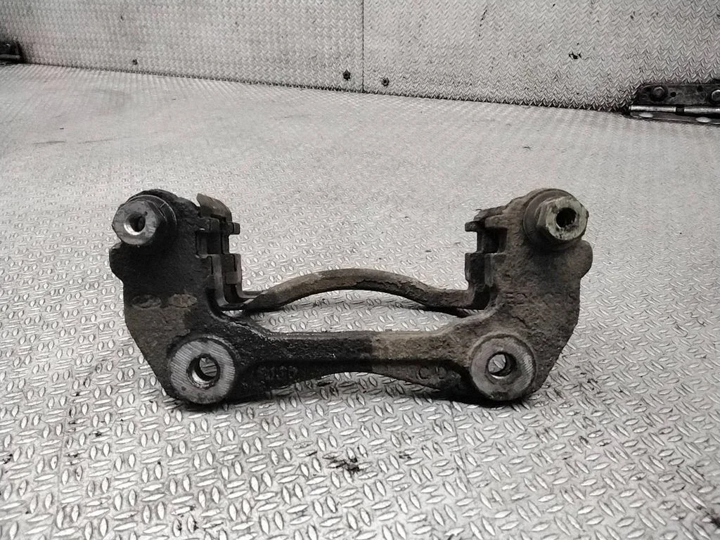Front Brake Caliper Pad/Carrier