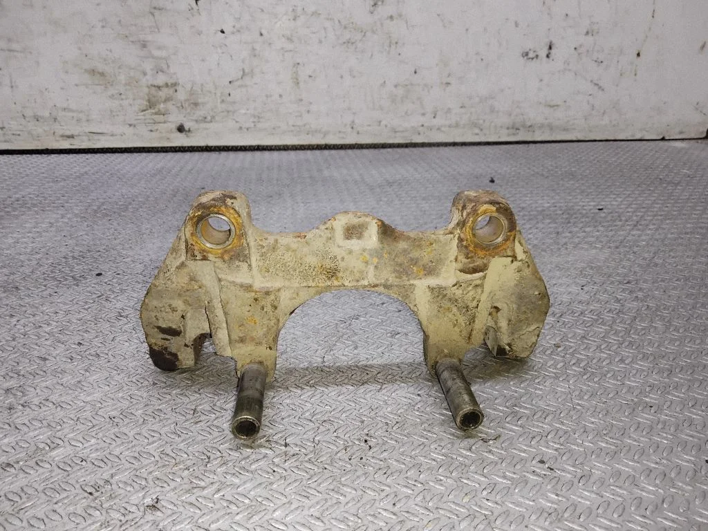 Piduriklotside hoidik/kandur (esimene)