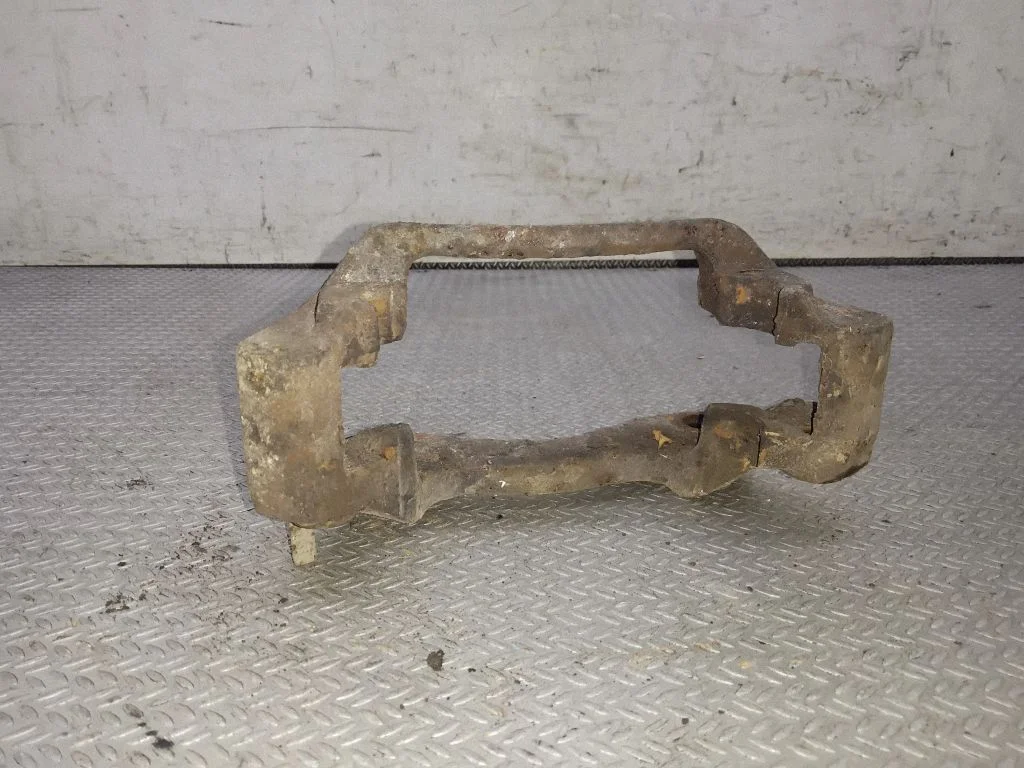 Front Brake Caliper Pad/Carrier
