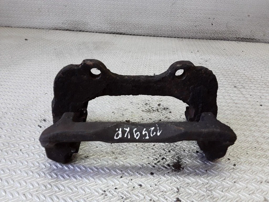 Piduriklotside hoidik/kandur (esimene)